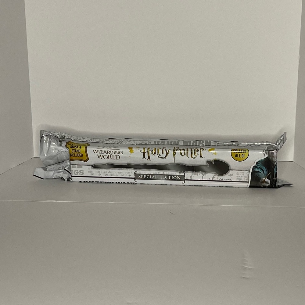 Harry Potter DEATHER EATER Mystery Wand Special Edition SEALED package damaged